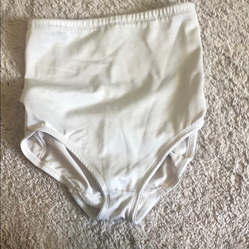 Miraclesuit tummy control
